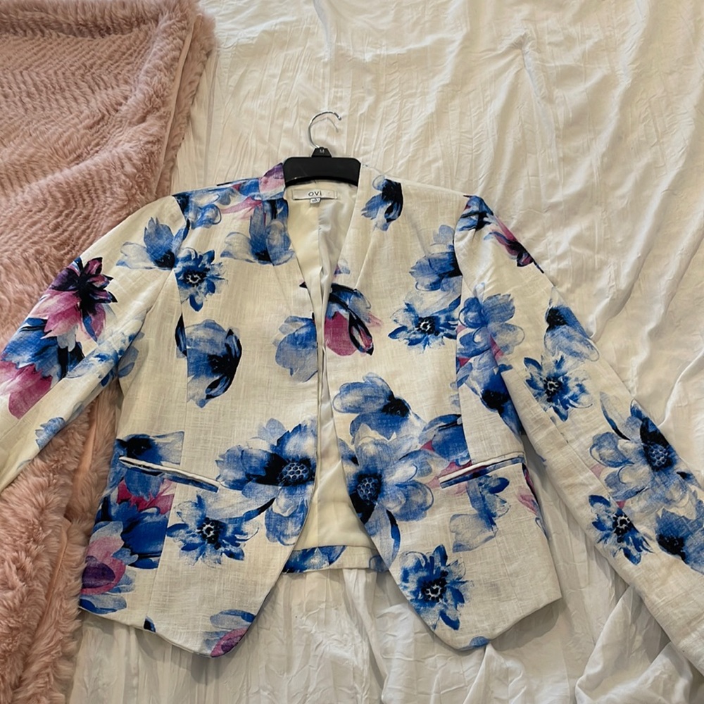 Linen floral blazer